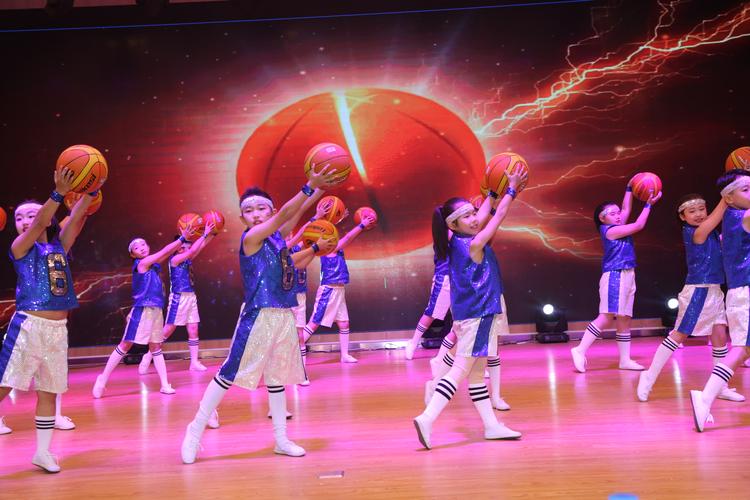 中国男篮舞蹈开场舞