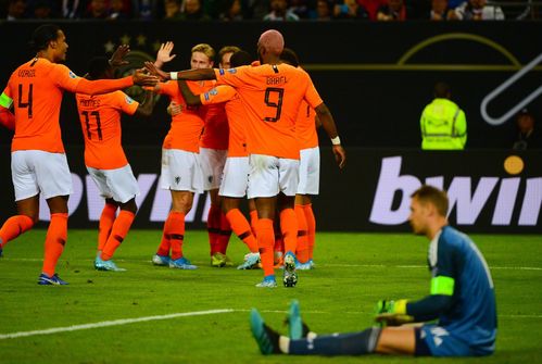 德国主场2-4荷兰